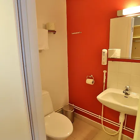 Yllaes Hotel 2*